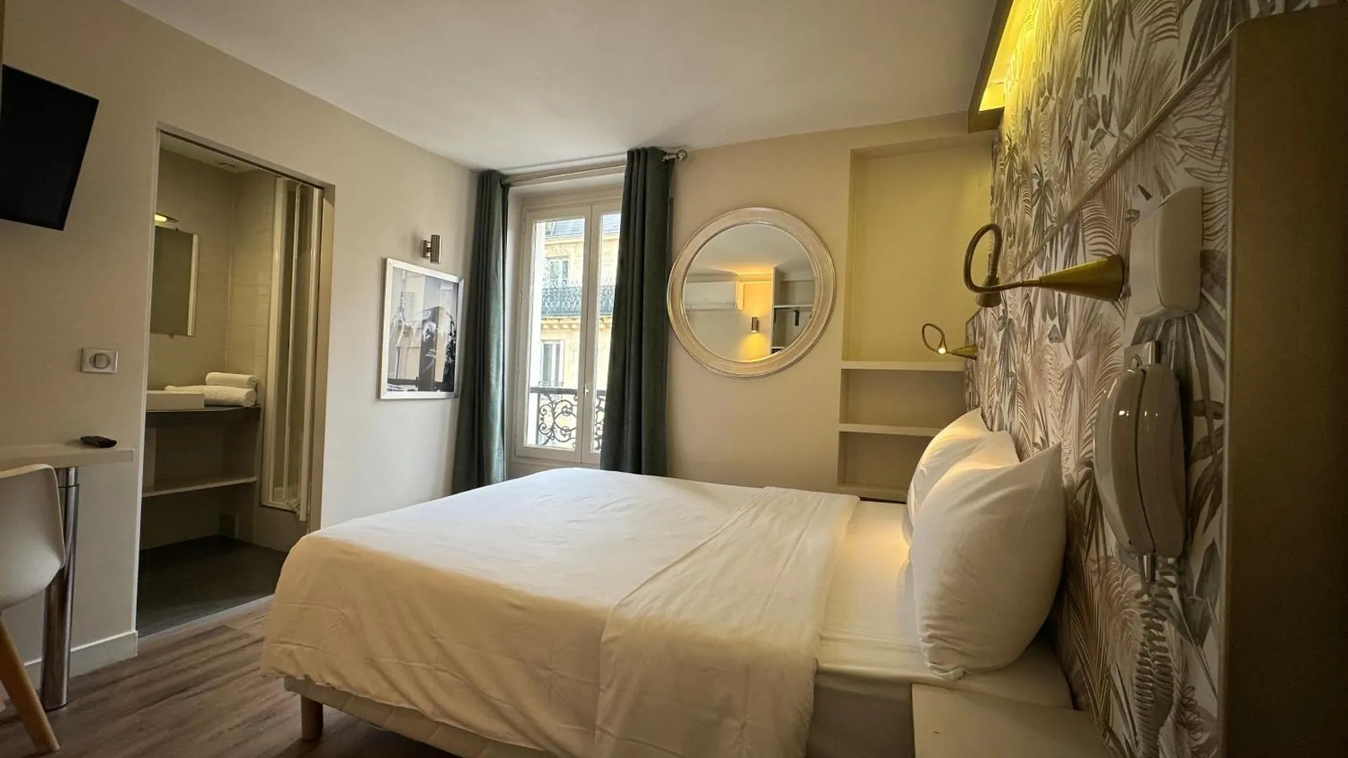 Hotel Nation Montmartre Paris 3*,