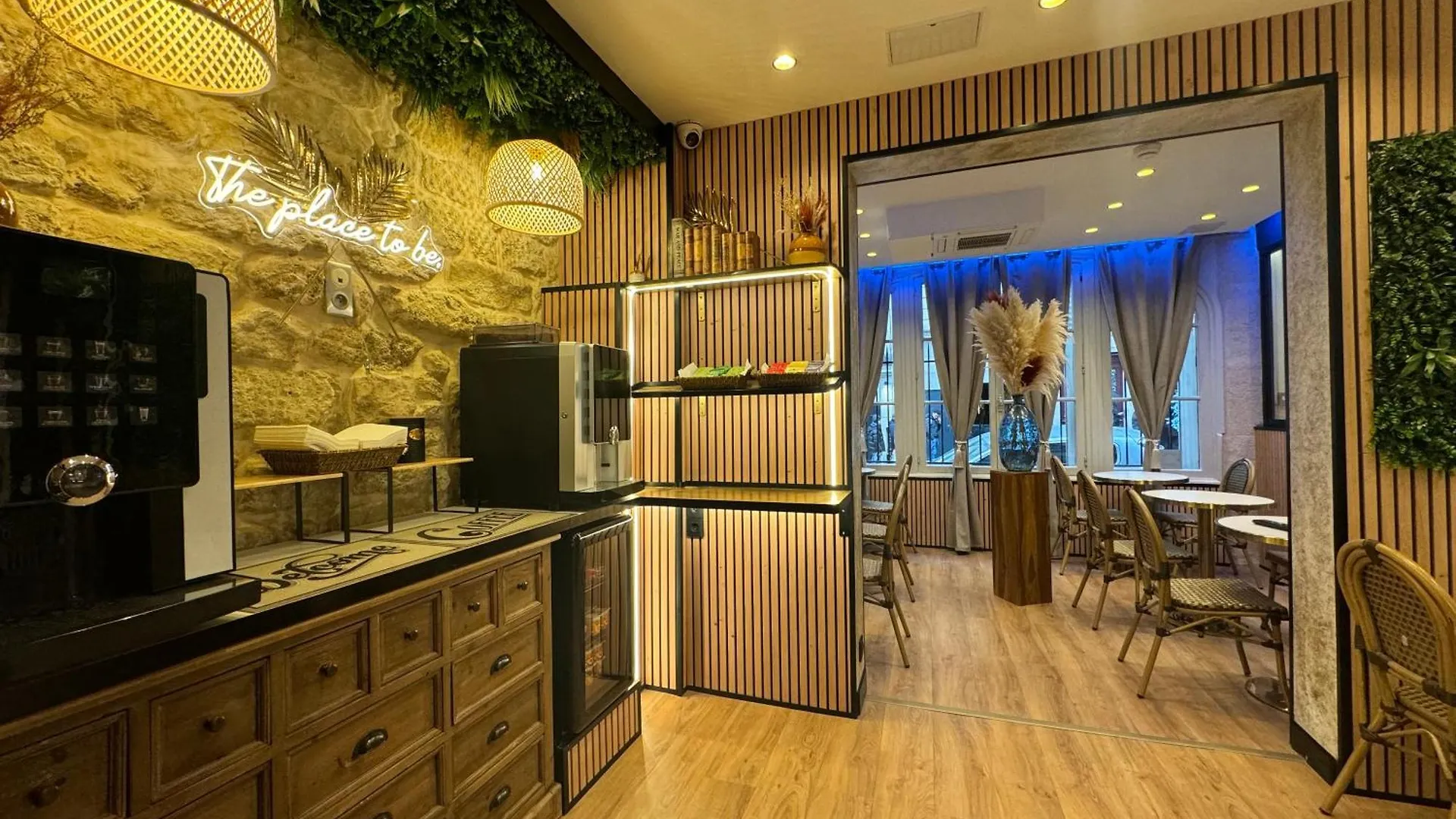Hotel Nation Montmartre Paris