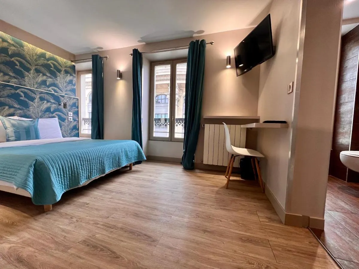 Hotel Nation Montmartre París Francia