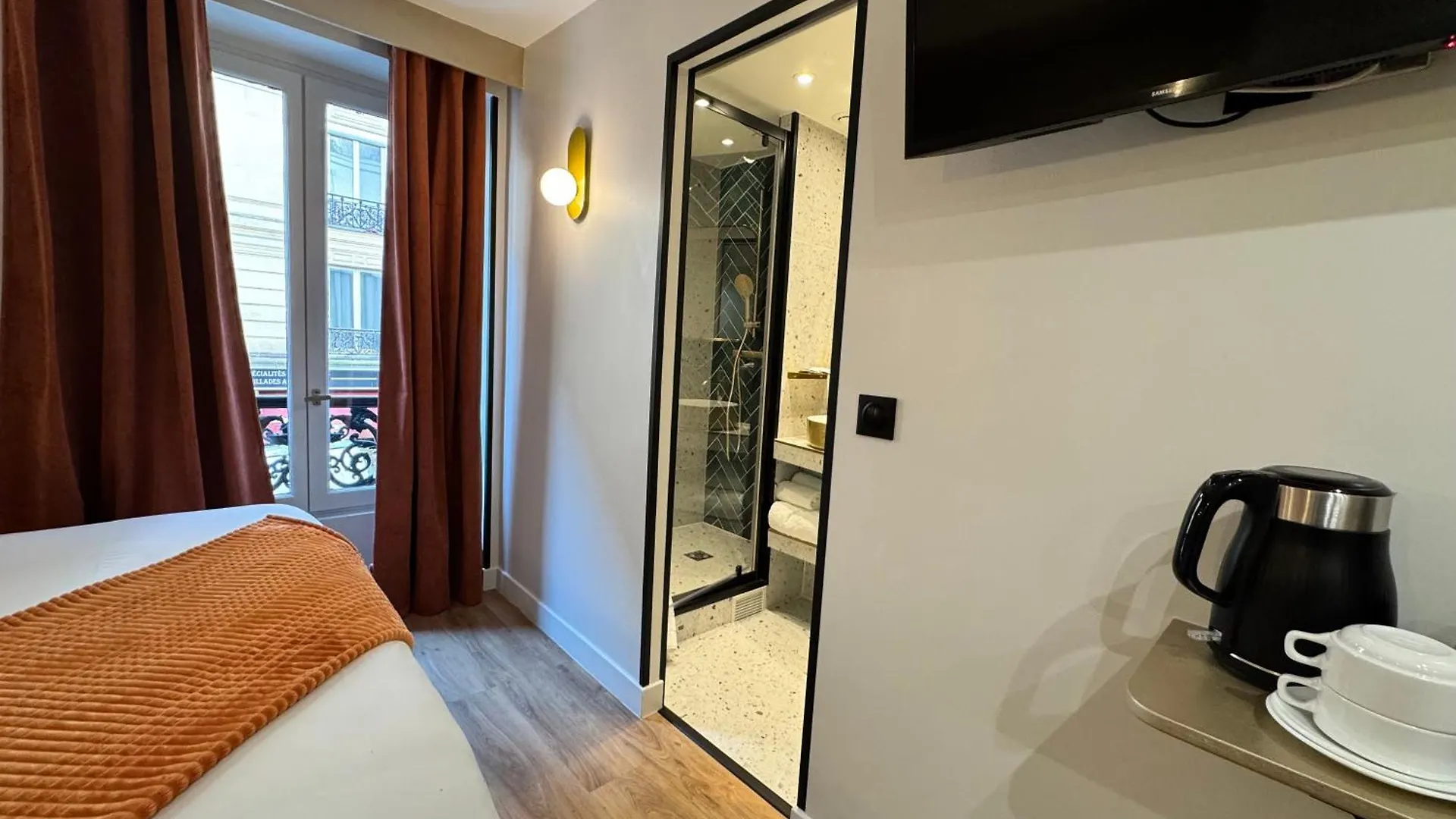 Hotel Hôtel Nation Montmartre Paris
