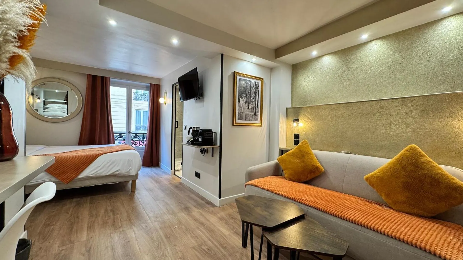 Hotel Nation Montmartre Paris 3*,