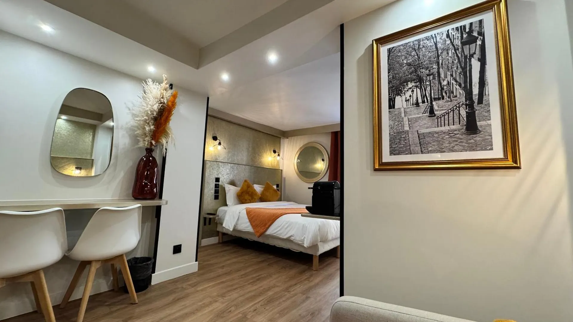 Hôtel Nation Montmartre Paris France