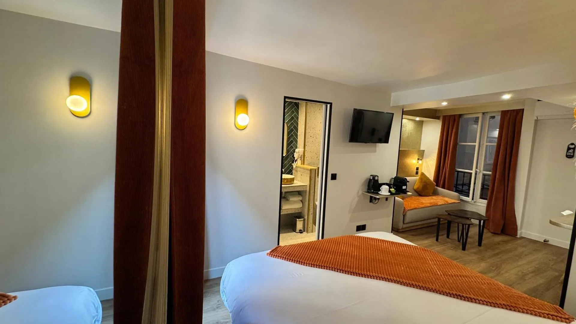 Hôtel Nation Montmartre Paris France